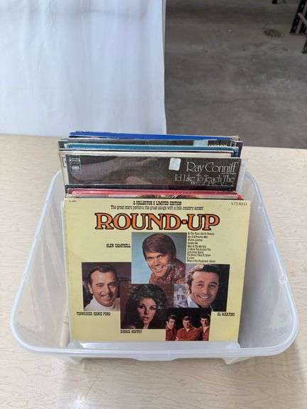 (31) Record Albums - Lee Real Estate & Auction Service