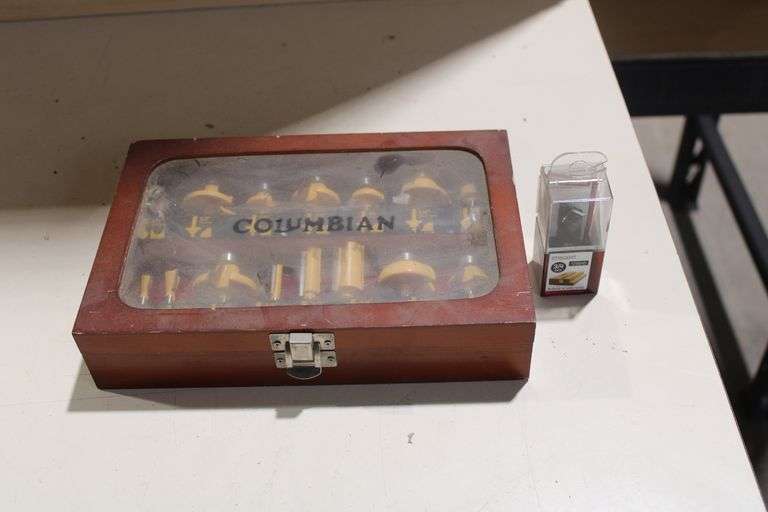 Colombian Router Bit Columbian 15 pc. router bit set - Lee Real Estate & Auction Service