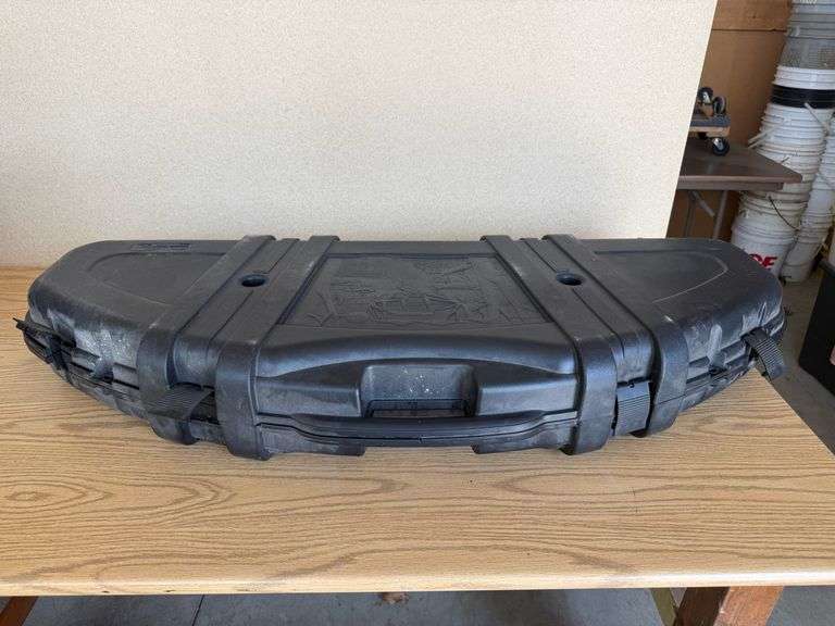 Plano Hard Compound Bow Case