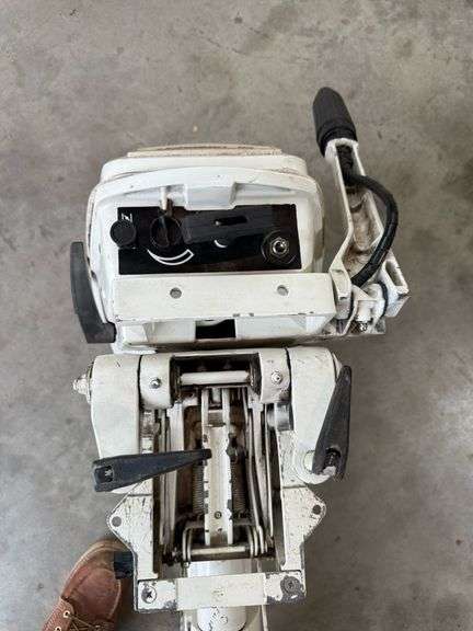Johnson 15 HP Outboard Motor - Lee Real Estate & Auction Service