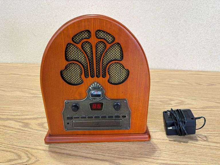 Antique Radio/CD Player - Lee Real Estate & Auction Service