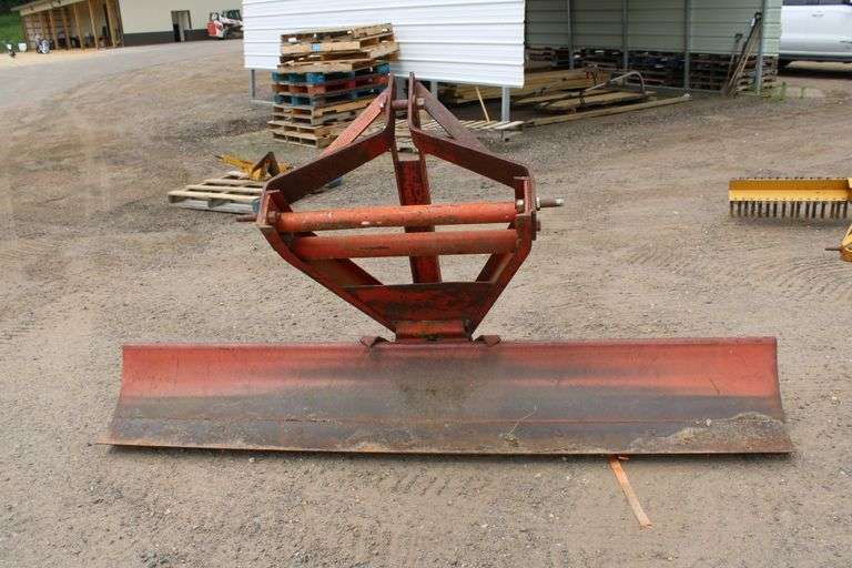 8' Kewanee 3 pt. back blade