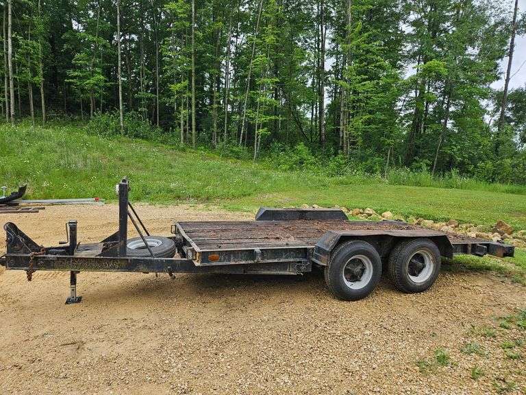14-ft. Tandem Trailer (no title)