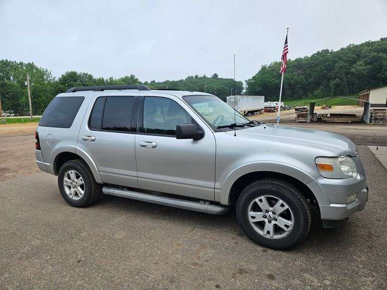 2010 Ford Explorer