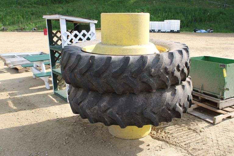 Set of JD front duals off 8000 series tractor