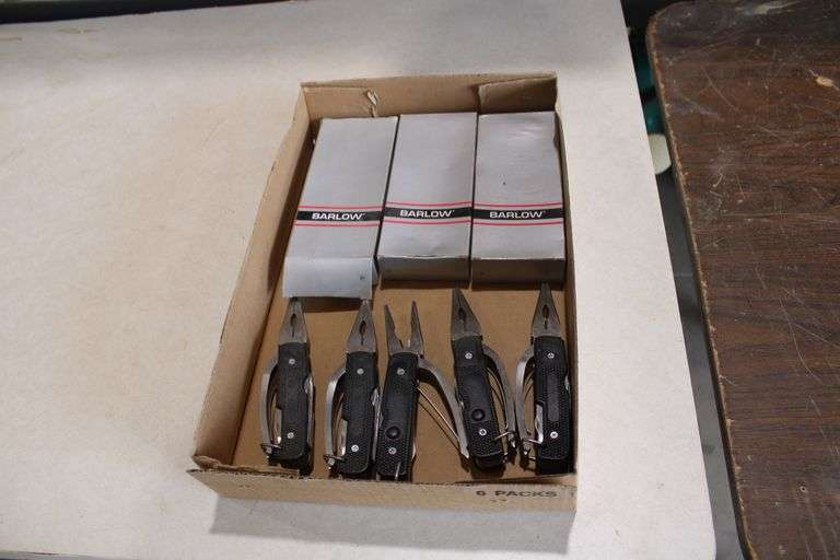 8 Barlow combination pliers / pocket knives