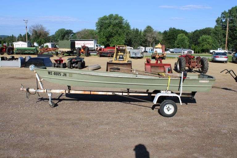 Sears 14' Jon boat w/ oars & trailer
