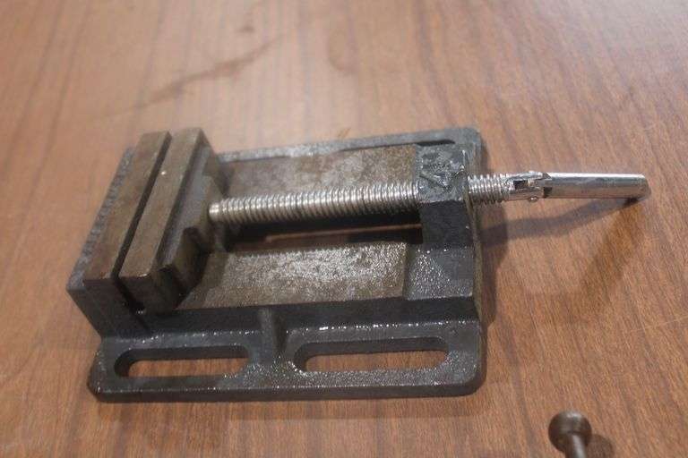 3 drill press vices