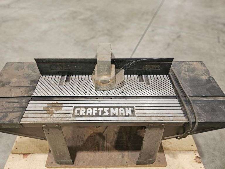 Craftsman Router Table - Router