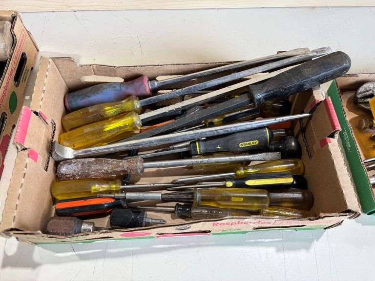 Lg. Screwdrivers