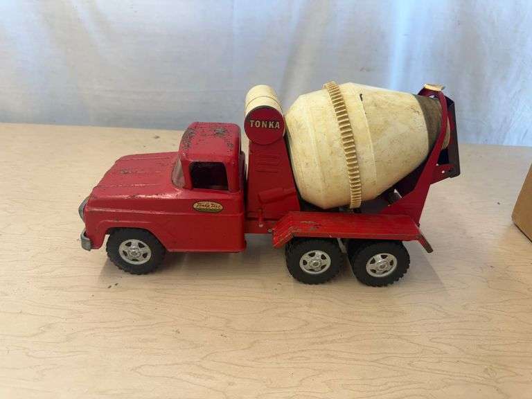Tonka Cement Truck