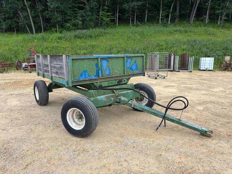 Hydraulic Dump Wagon