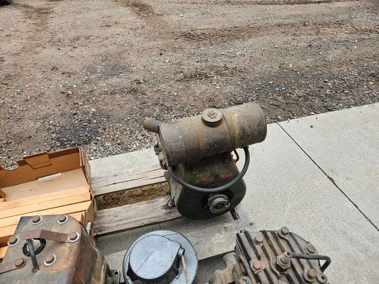 (8) Small Engines
