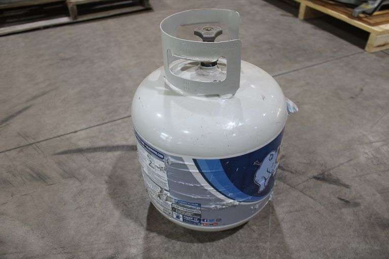 20 lb. propane tank