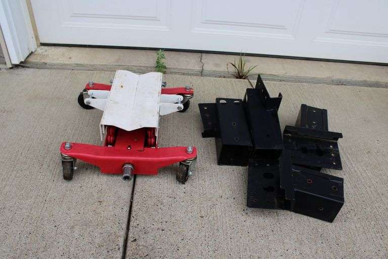 450 lb. Low Lift transmission jack w/brackets