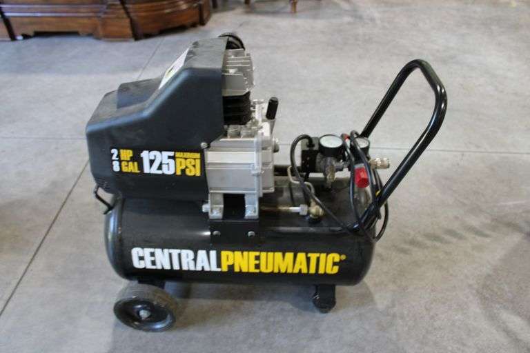 Central Pneumatic portable air compressor