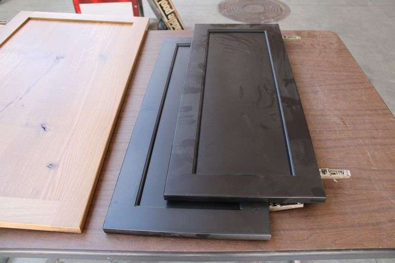 New cabinet doors w/hinges