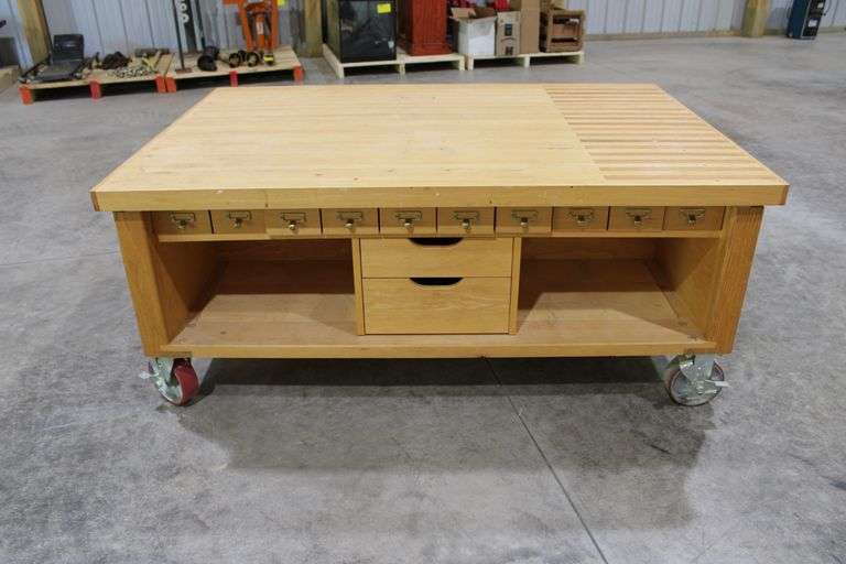 Cabinet Makers assembly table