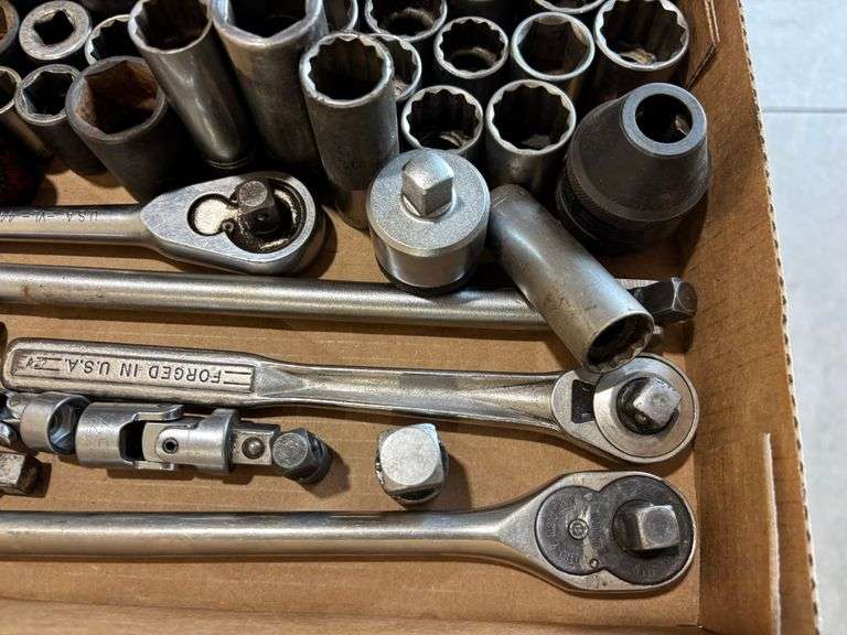 1/2" Sockets & Ratchets