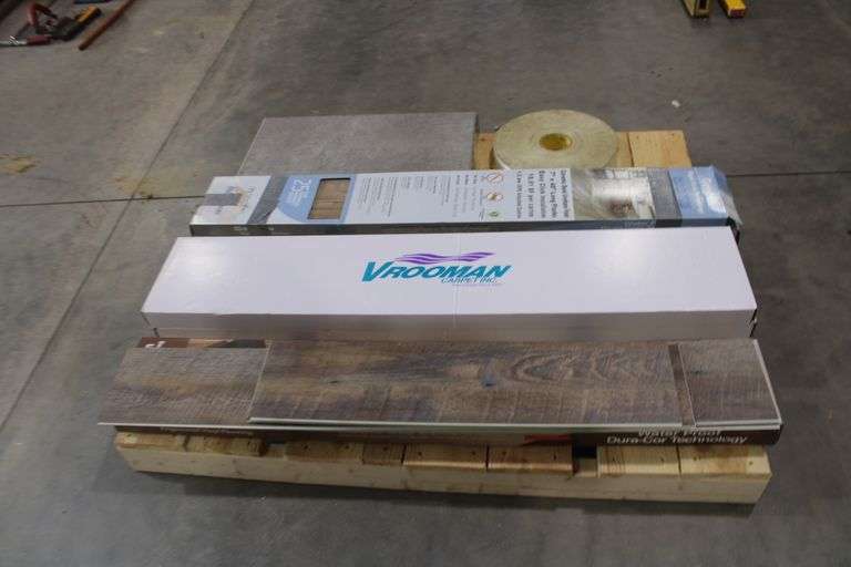 Pallet w/various vinyl plank flooring