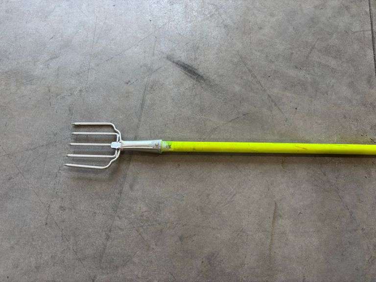 Fishing Spear w/ Rope