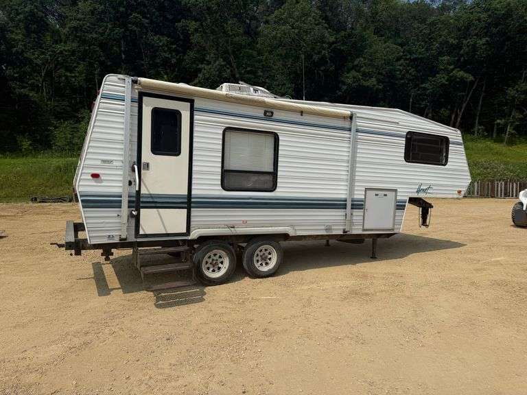 1992 Hornet 5th Wheel Camper