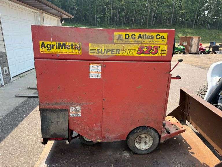 AgriMetal 525 Silage Cart