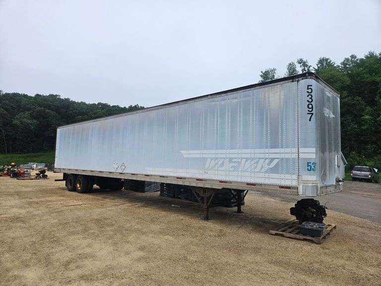 53-ft Semi Trailer