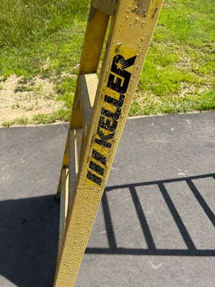 Keller 8' Fiberglass Step Ladder