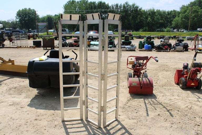 Tri fold alum. ATV ramps