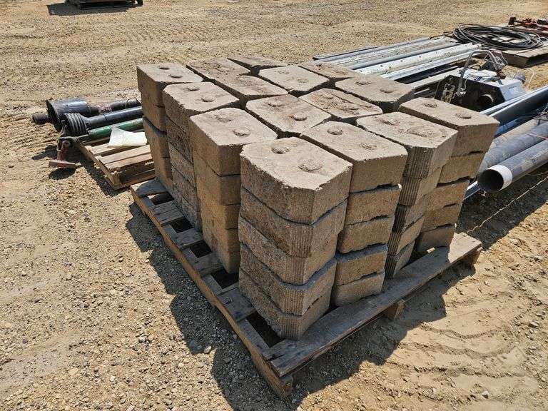 (75) +/- 4x8x12 Landscaping Blocks