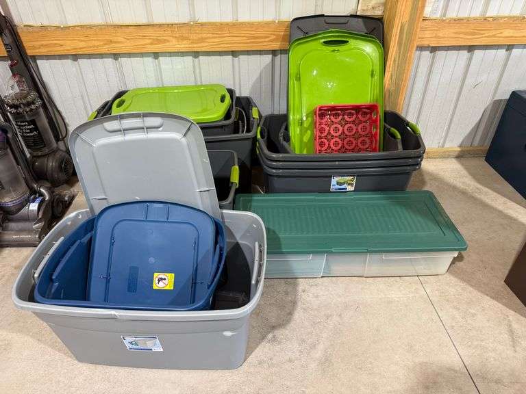 (10) Plastic Totes w/ Lids