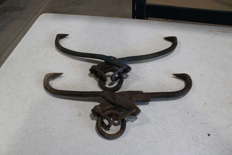 Pair of smaller log tongs
