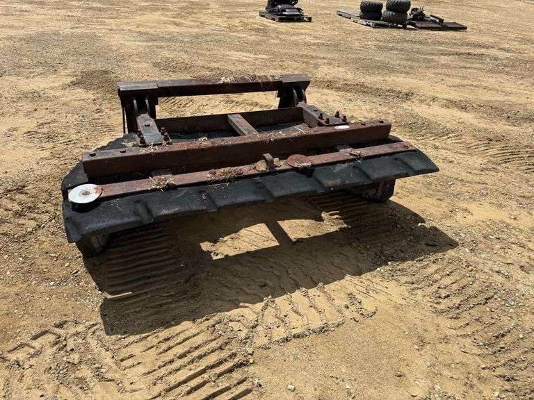 Skid Steer Mount Manure Scrapper