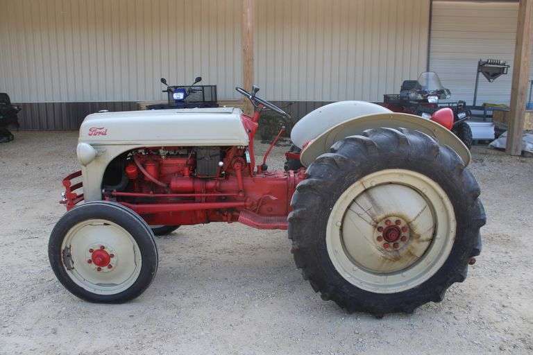 1948 Ford 8N tractor