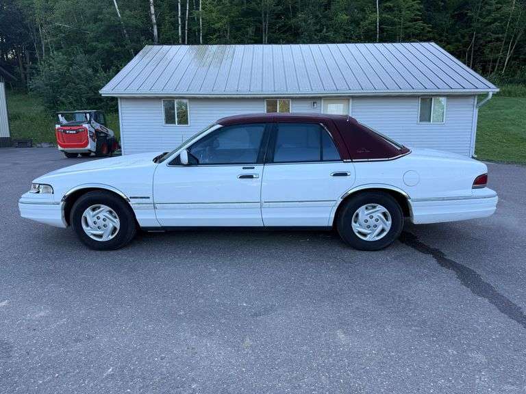 1994 Ford Crown Victoria