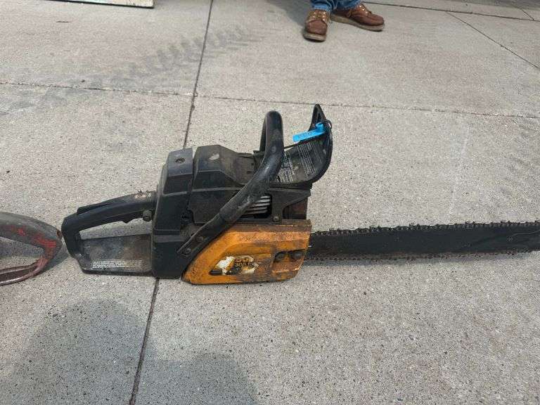 (2) Chainsaws (Need Tune Ups)