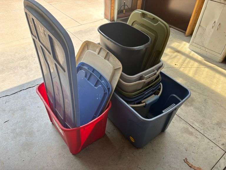Plastic Totes - Some Lids