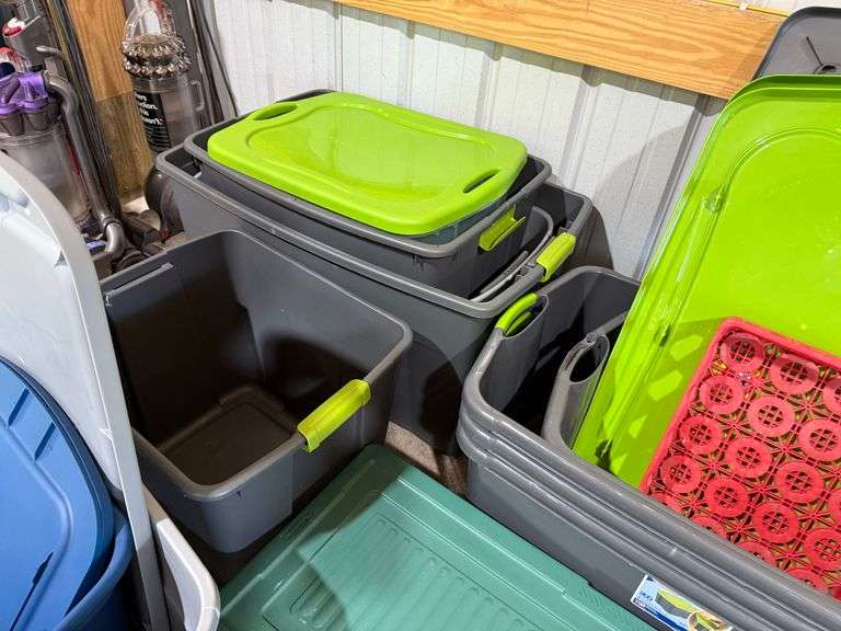 (10) Plastic Totes w/ Lids