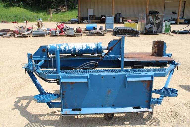 HD skidsteer mount wood splitter w/storage cart