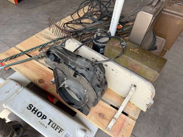 Pallet of Misc