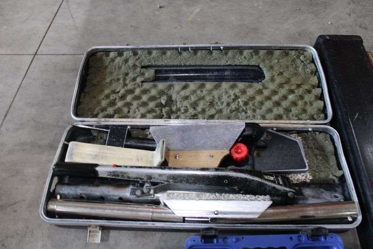 Flooring tools