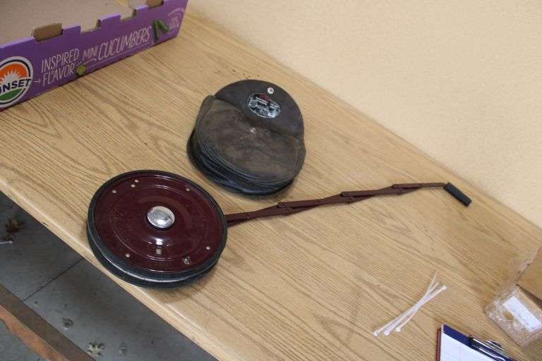 Lufkin measuring wheel w/collapsible handle & case