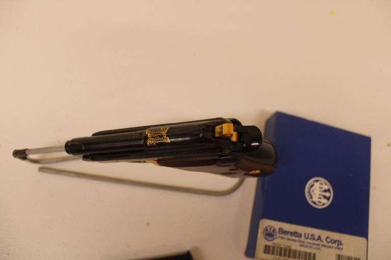 Beretta .25 pistol, NIB, never fired