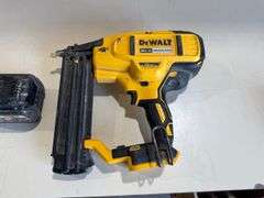 DeWalt 20v 18ga Brad Nailer