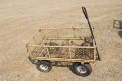 4 wheel garden cart w/folding sides