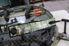 PSE Slinger compound bow w/case