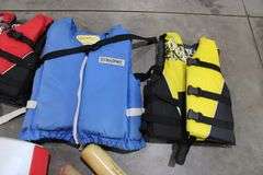 4 youth life jackets, cooler, bats & pet carrier