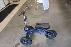 Handicap Knee scooter w/brakes
