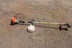 Stihl FS100 RX gas string trimmer w/extra string